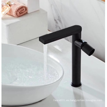 YL5806 Color negro Mango de una sola manija de latón Taple Toque Monedero de baño Monedero de lavabo de baño Madre